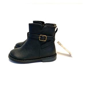Baby GAP boots. Brand new. Size 6 toddler.